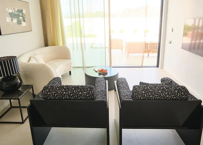 Ashta / Minimal Villa Fethiye